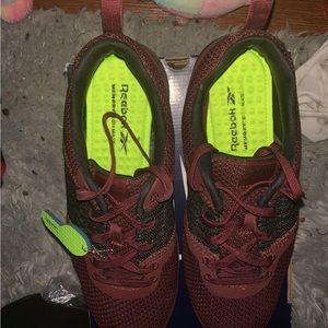 NEW REEBOK work women’s print Ultk work/Duty-red